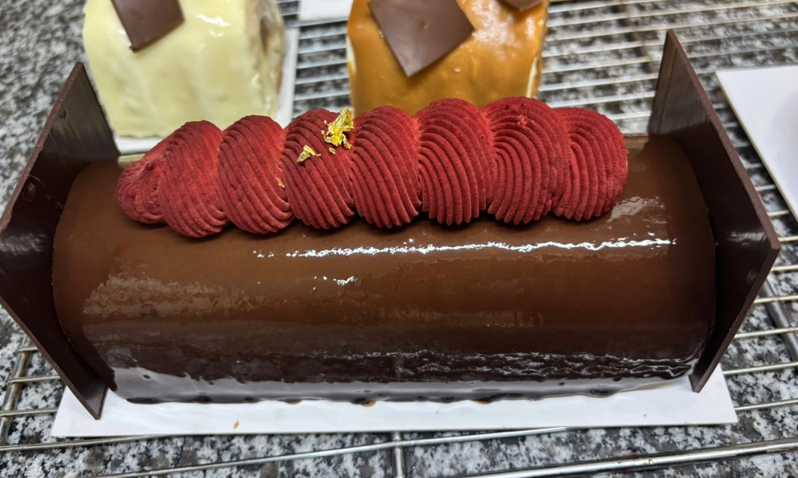 Image Bûche de Noël au chocolat - pâtisserie Dives-sur-Mer